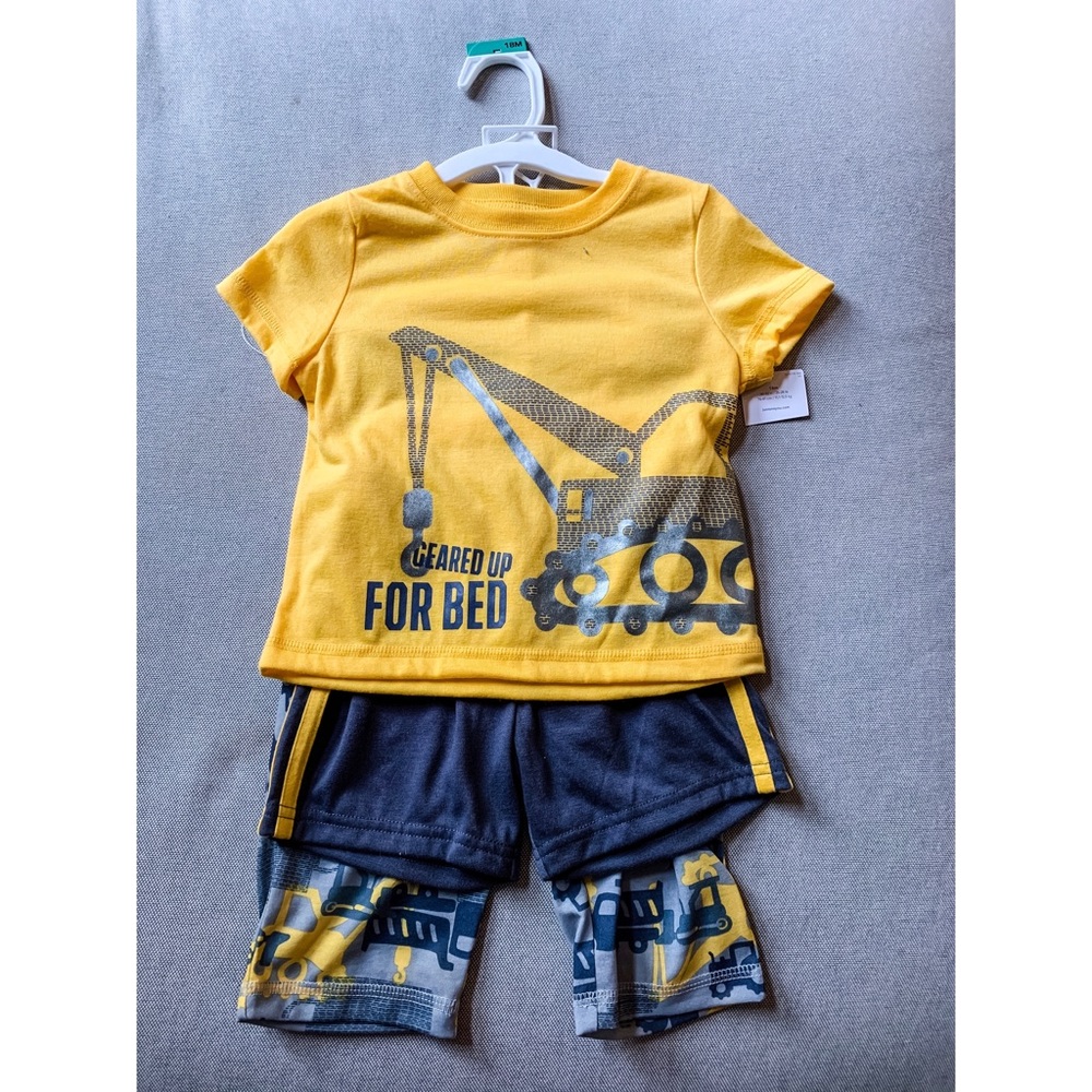 2 for $20 | Carter’s 3-piece pyjama set BNWT